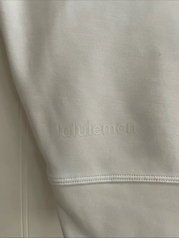 LULULEMON Softstreme Perfectly Oversized Cropped Crew in Vapor Size 8 - Image 4