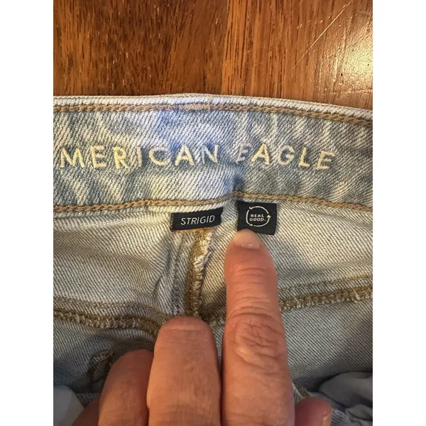 American Eagle Strigid Jeans Women’s 4R Light Wash Straight High Rise Straight - Image 3
