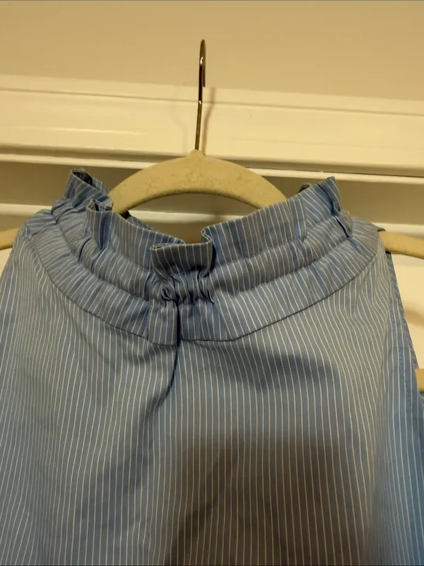 Ann Taylor Blue Pinstripe Sleeveless Ruffle-Neck Shell - Image 4