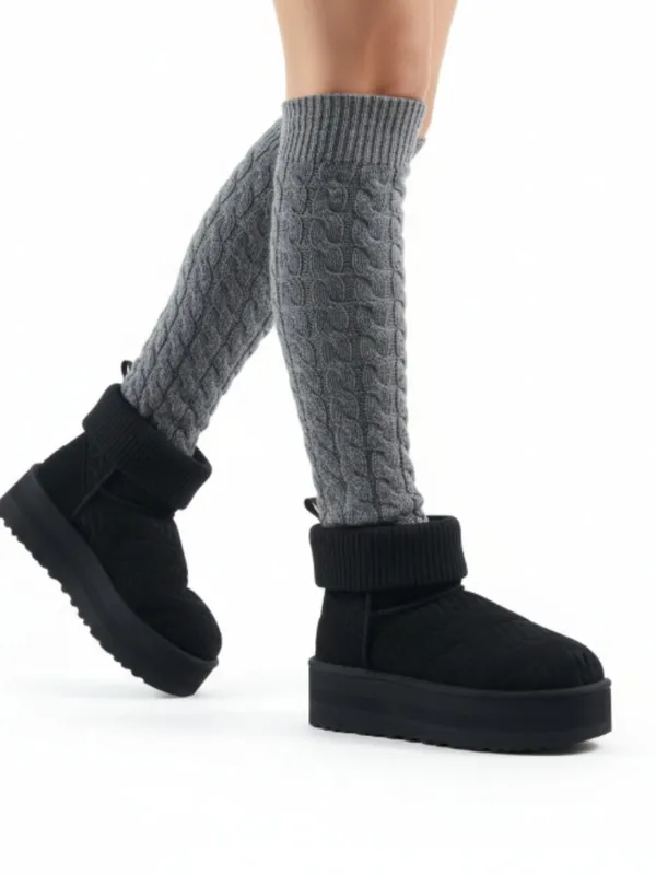 UGG Classic Mini Platform Felted Sheepskin Boots Sz 7 Black Cozy Y2K City Girl - Image 15