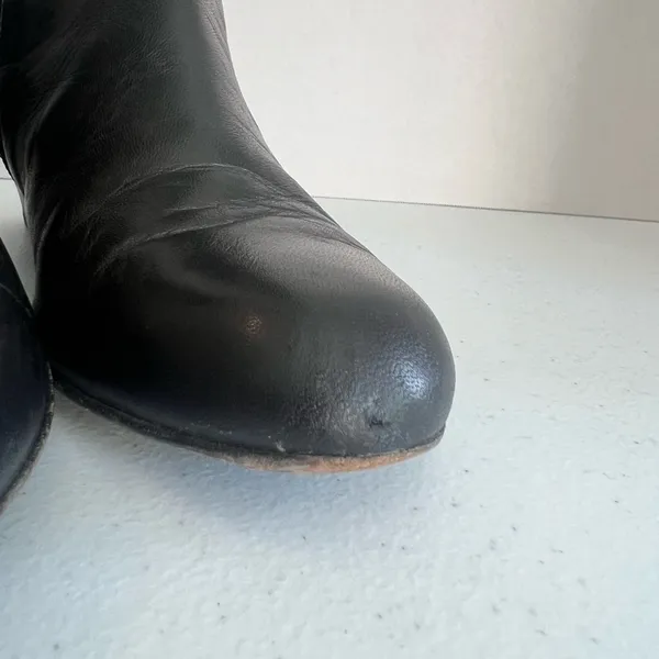 Black Knee High Leather Riding Boots Low Heel Italian AGL Size 37.5 (US 7) - Image 3