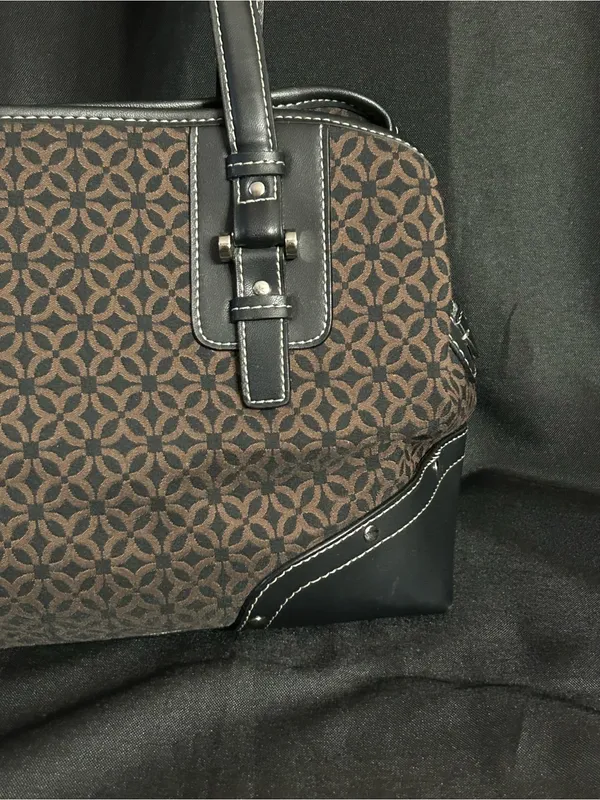Relic Women’s Classic Brown Patterned Shoulder Bag & Black Trim - Image 3