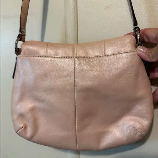 COACH Soho Shell Pearlescent Leather Flap Small Crossbody Purse Bag - Image 5