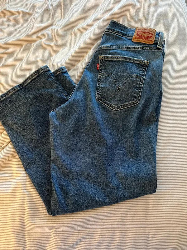 Levi’s Ribcage Jeans  - Image 4