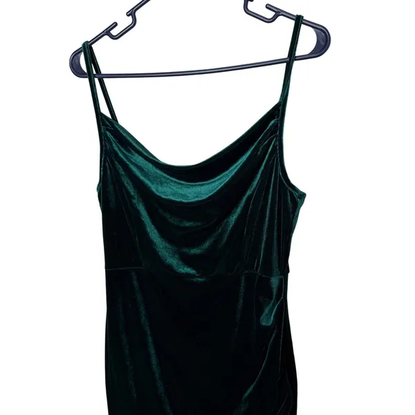NWT Cider Women Emerald Green Velvet Cowl Neck Ruched Mini Dress M - Image 2