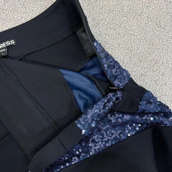 Express Knit Sequin Panel Mini Skirt Blue Black‎ Size 4 - Image 7