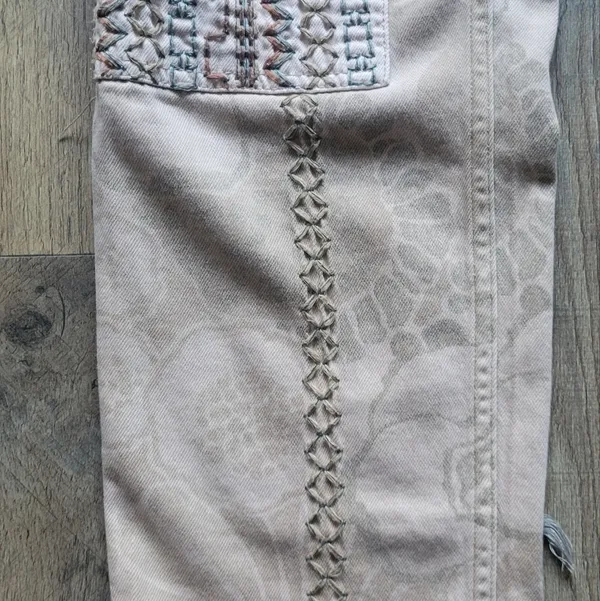 Anthropologie Pilcro The Camp Wanderer Patchwork Pants Waist 29 - Image 5