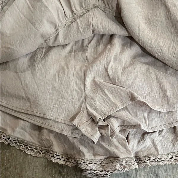 Ruffled Tan Skirt - Image 2