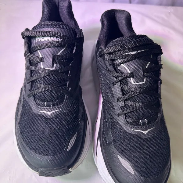 Hoka Women's Black and White Sneakers - Image 8