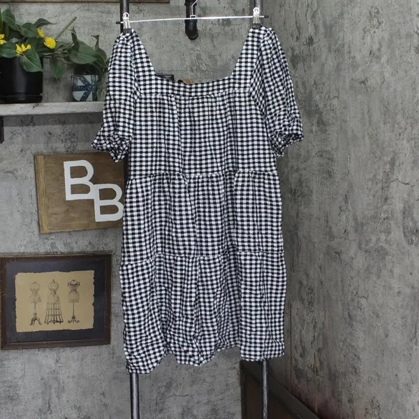 NWT Black Tape Trendy Plus Size Button Front Trapeze Dress Black / White X - Image 5