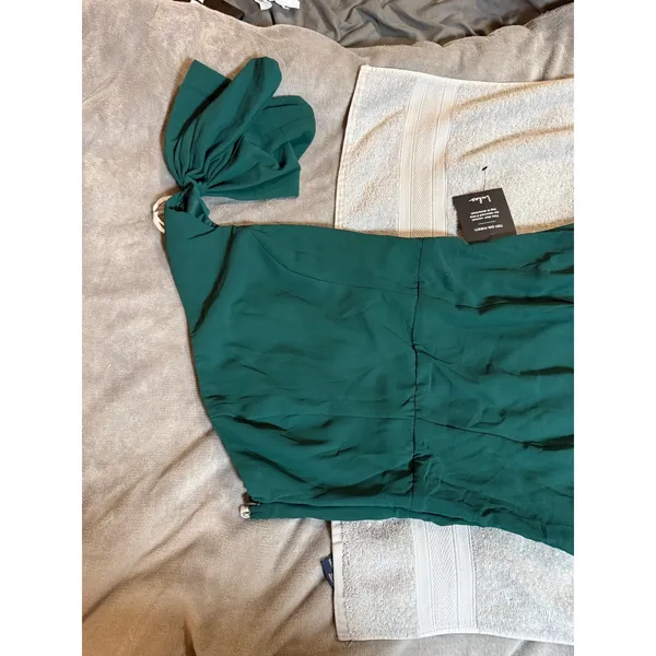NWT Lulus Small Revel in the Moment Emerald Green‎ One-Shoulder Maxi Dress - Image 4