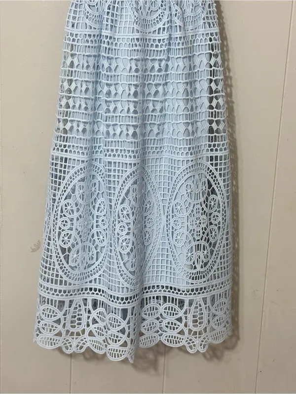 Bardot Versailles Lace Midi Dress Light Blue Crochet Open Back Size 8 - Image 5