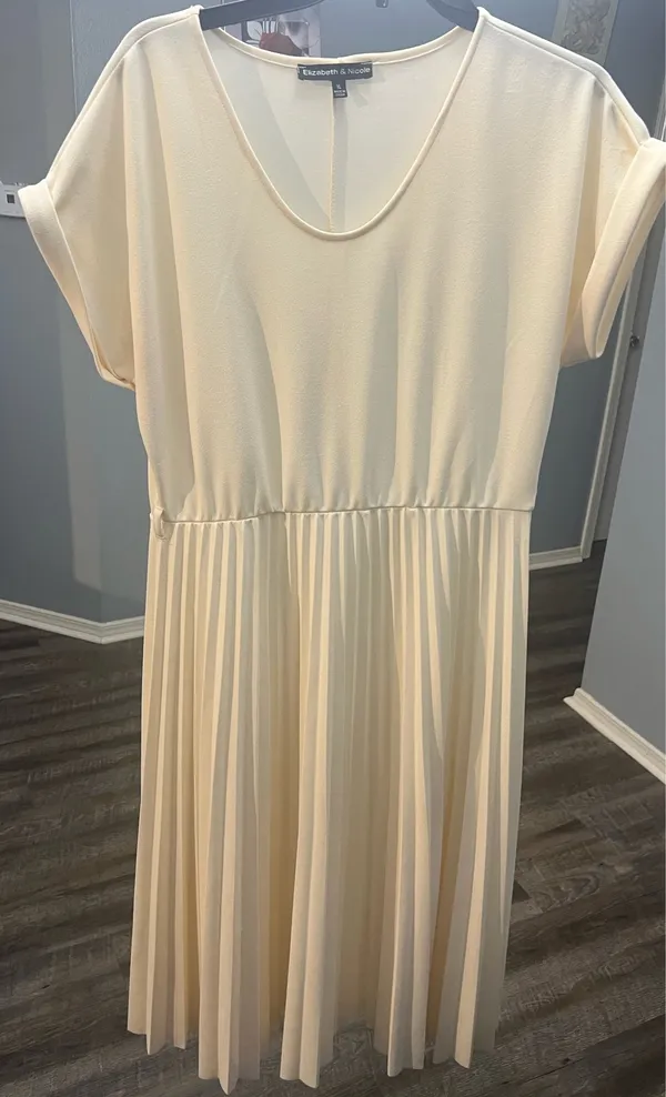 Title: Elizabeth & Nicole Women’s XL Ivory Pleated Midi Dress Short Sleeve - Image 5