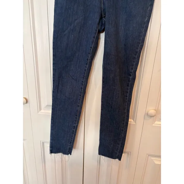 Levi's 721 High Rise Skinny Jeans Size 27‎ - Image 4