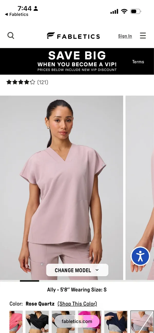 Fabletics Scrub Set built in bra - Image 3
