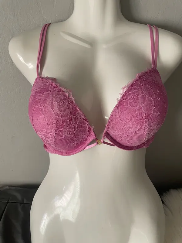 Victoria's Secret Bombshell Bra 34DD *Pink Rose Lace* - Image 2