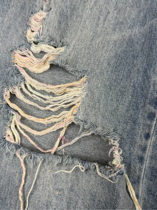 Judy Blue 90s Straight Jeans 3/26 High Rise Distressed Raw Hem Light Wash - Image 4