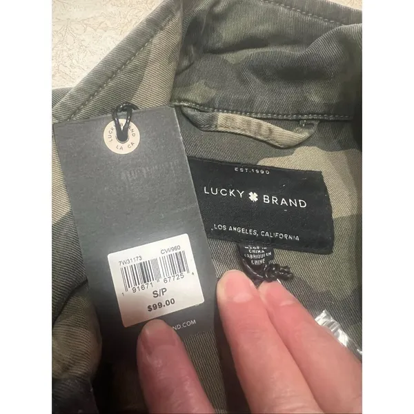 Lucky Brand hooded utility jacket Green Camo Sz S NWT - Image 3