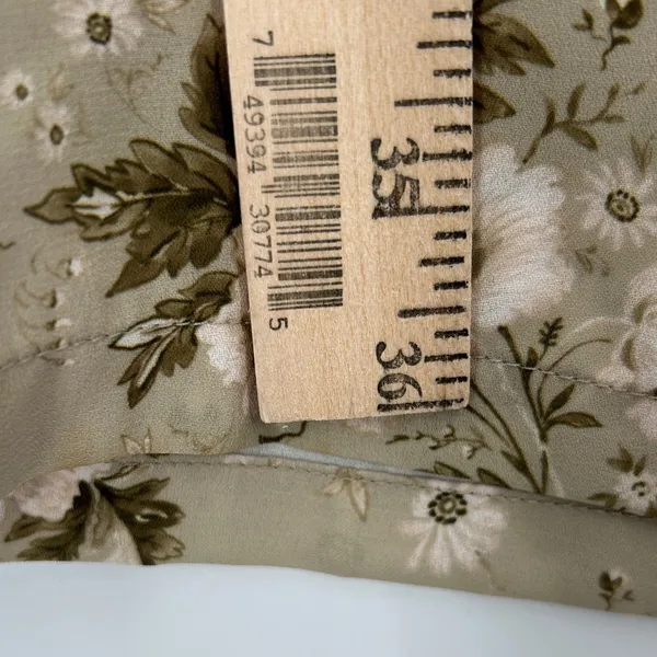 Tiger Mist Sierra Midi Skirt‎ Macro Floral Print Grandmacore Cottage Neutral XS - Image 7