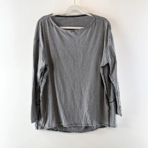 Lululemon Back In Action Long Sleeve Tee Shirt Tonka Stripe Black White Large - Image 3
