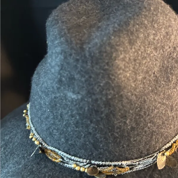 Melrose and Market Gray hat‎ with Gold Accents - Image 8