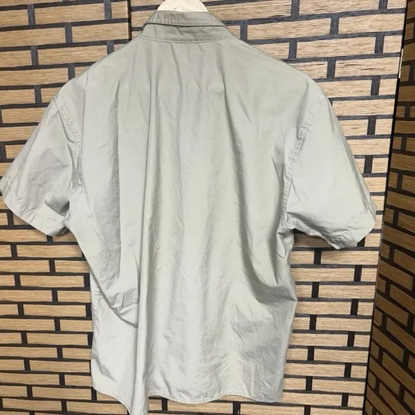 Cabelas‎ Tan Button Down Shirt Size Medium - Image 2