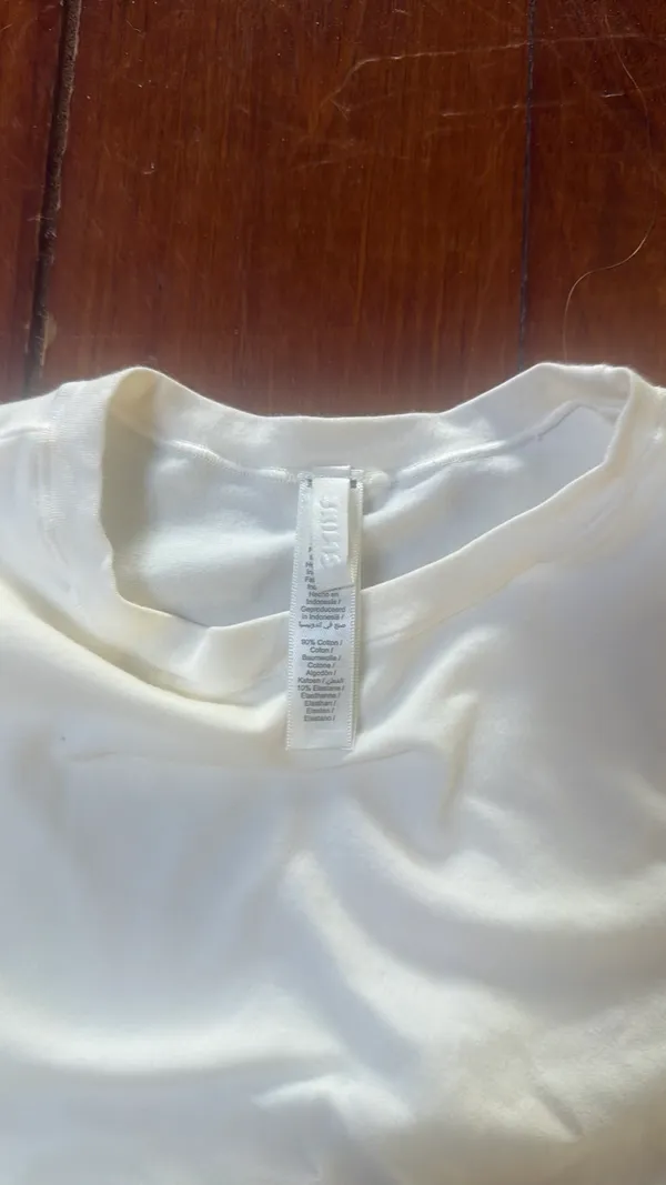 White SKIMS T-Shirt - Image 3