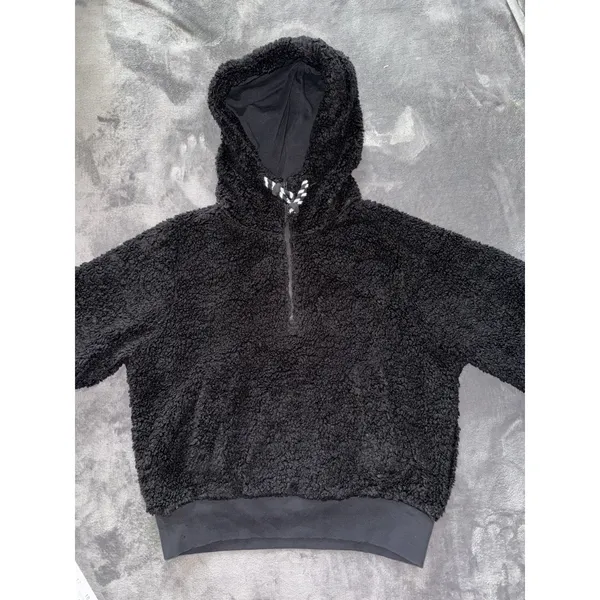 Lululemon Women's Oh So Sherpa Half Zip Black Size 6 - Image 2