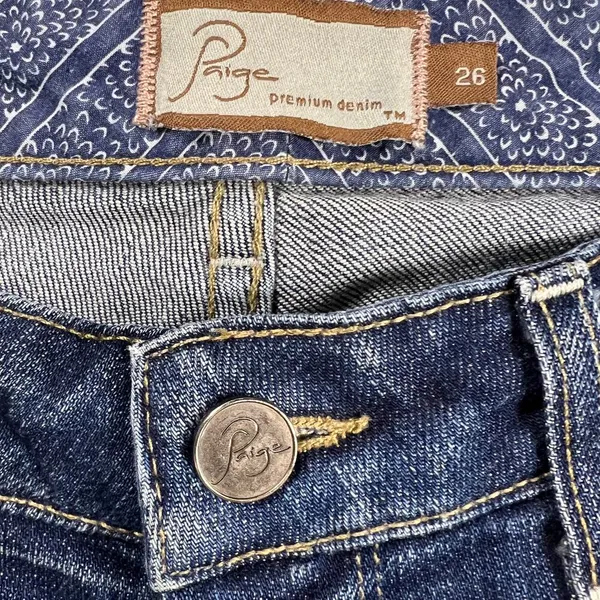 Paige Premium Denim Laurel Canyon Low Rise Bootcut Medium-Dark Jeans Size 26 - Image 8