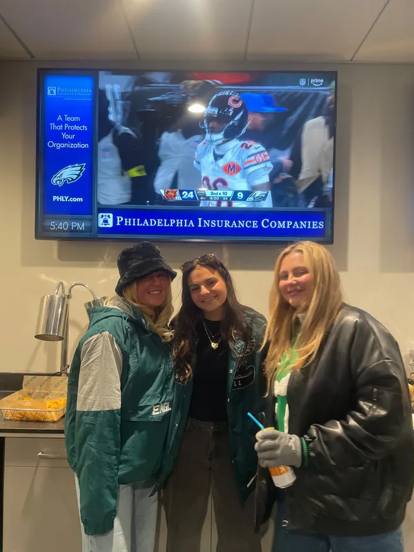 NFL Philadelphia Eagles Jacket - Image 3
