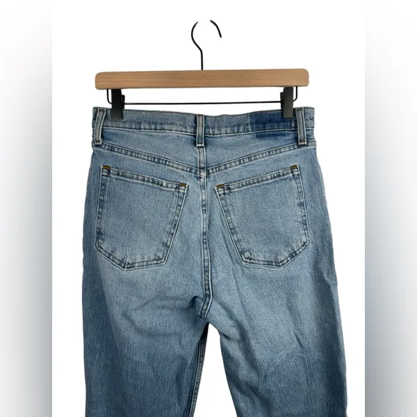 Abercrombie & Fitch 90s Straight Jeans Womens Size 28 Light Wash High Rise Denim - Image 5
