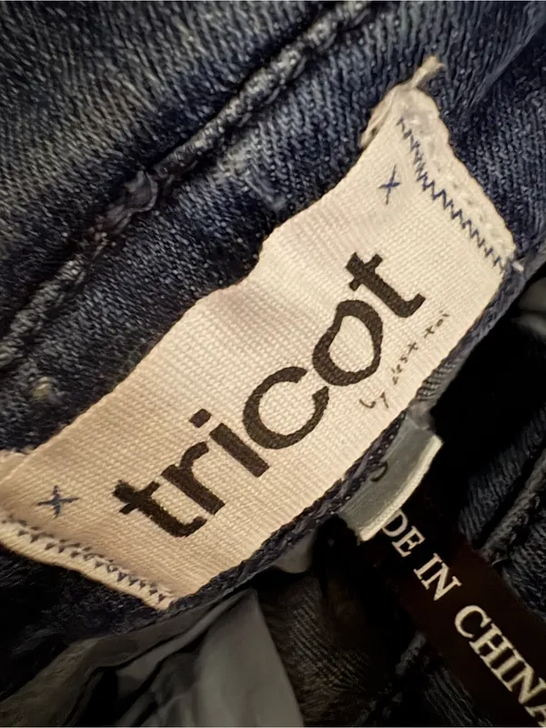 Tricot Black Distressed Denim Pencil Skirt with Button Front - Image 3