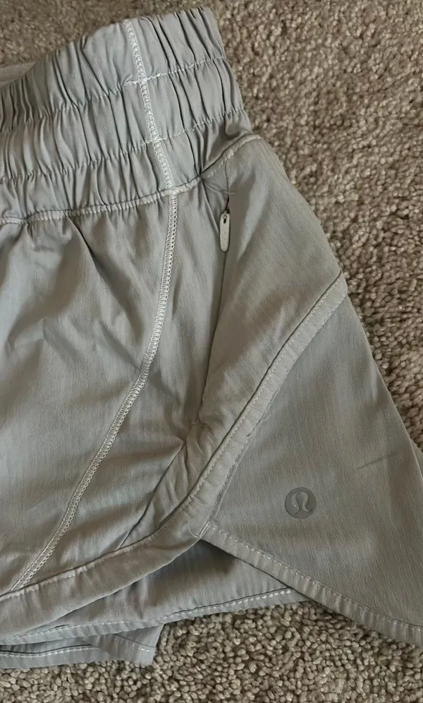 Lululemon Track That Short - Image 2