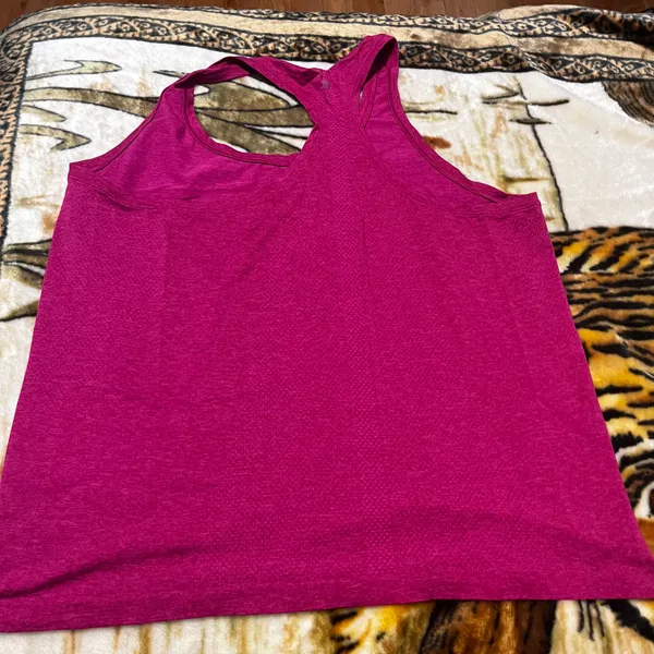 Lululemon Swiftly Tech Tank Size 20 - Image 3