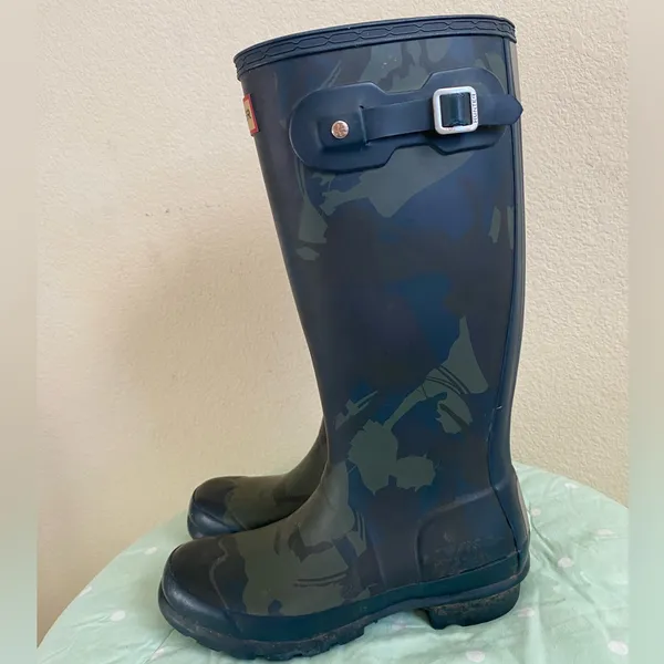 RARE HUNTER Disney Mary Poppins Boots Womens size 5 - Image 2
