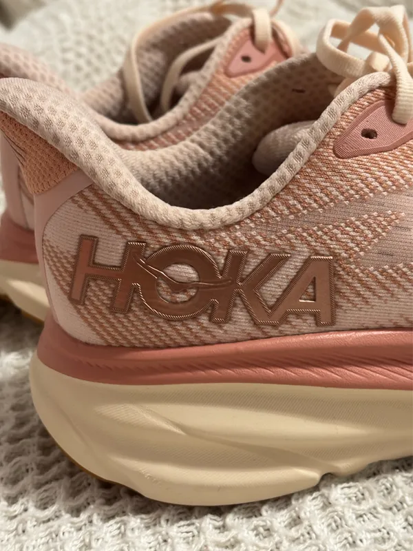 Hoka Running Shoes Clifton 8 - Image 2