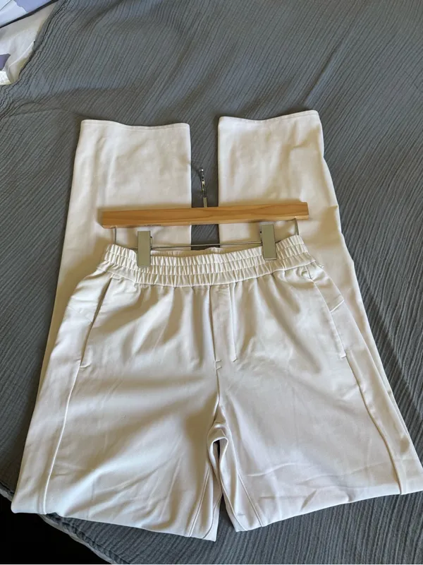 lululemon athletica Women's Light Beige Track Joggers - Image 4
