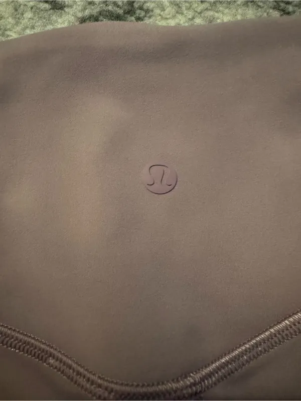 Lululemon Wunder Under SmoothCover High-Rise Tight 25” leggings - Image 2