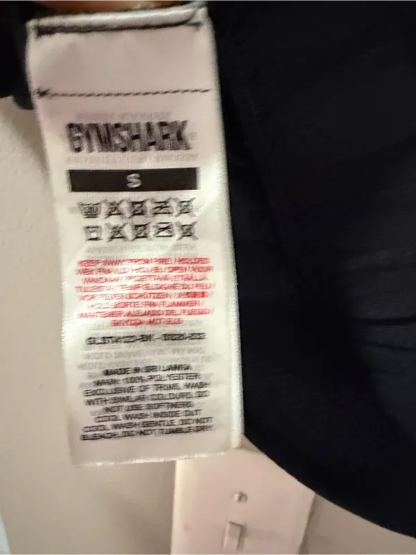 Gymshark Activewear Crop Top - Size Small (Excellent Condition) - Image 5