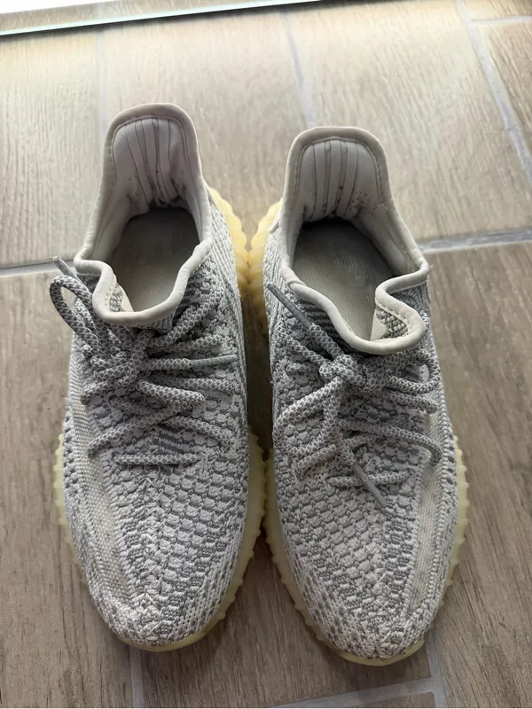 Adidas Yeezy Boost 350 V2 static - Image 5