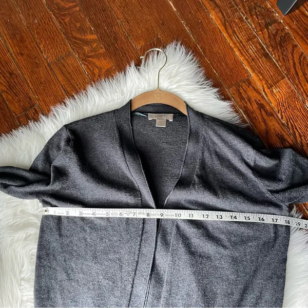 Loft Grey Cardigan Sweater Jacket - Image 4