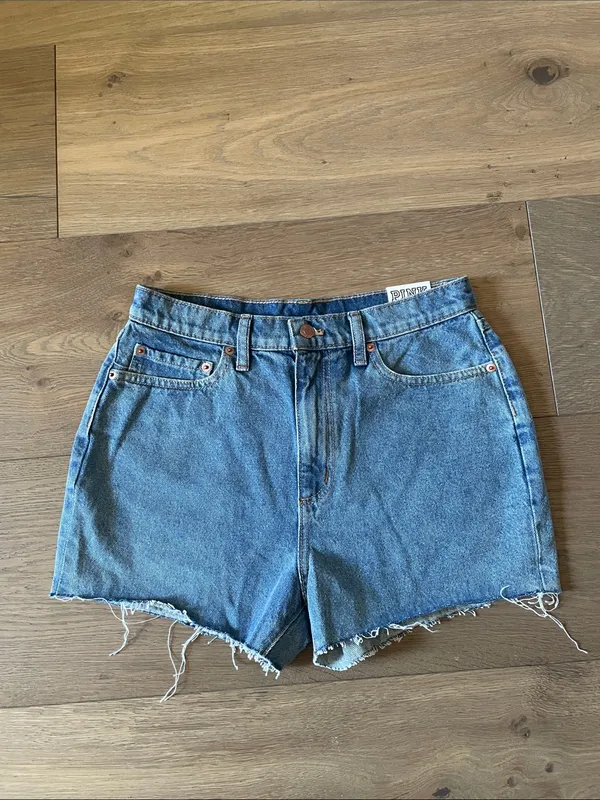 PINK Victoria’s Secret High Waisted Denim Cut Off Shorts Size 28 NWT - Image 2