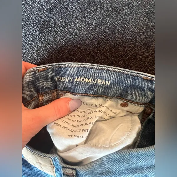 - curvy mom jeans - Image 3