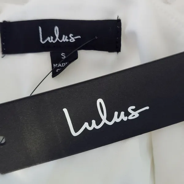 Lulus White Floral Midi Cocktail Dress NWT Size Small White Cocktail Dress - Image 9