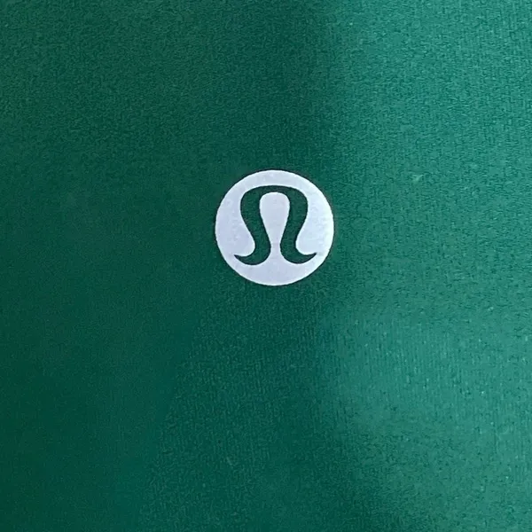 Lululemon Women's Green V Neck Cami Yoga Gym Workout Athletic Tank Top Size S - Image 4