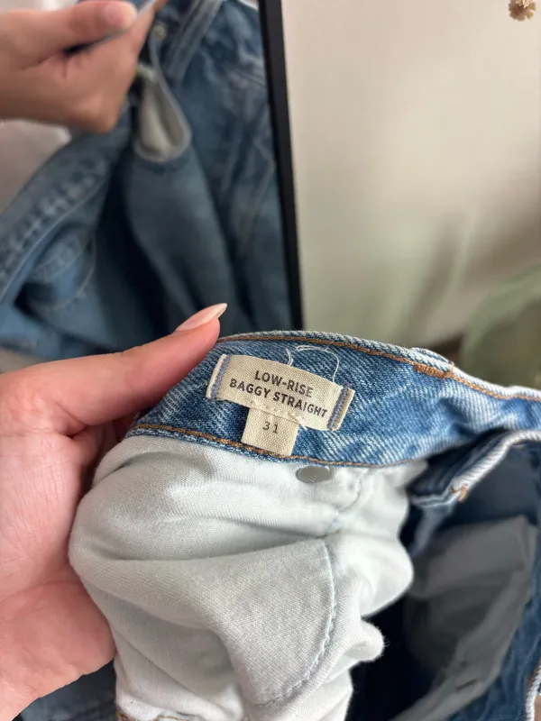 Madewell Low-Rise Jeans - Image 4