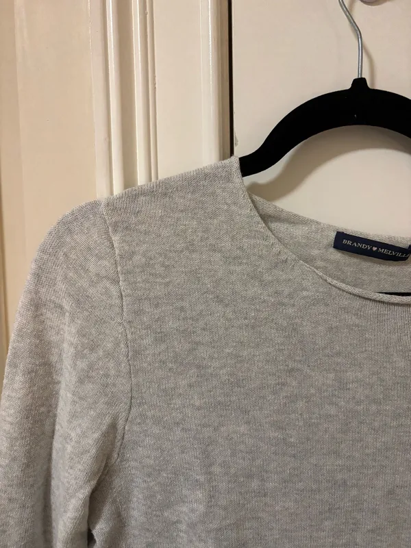 Brandy Melville Sweater  - Image 3