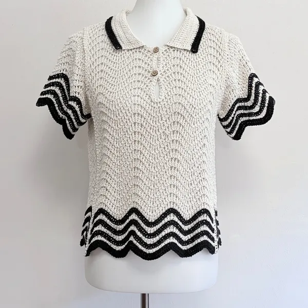 Solitaire Crochet Knit Polo Top Small Cream Black Chevron Scalloped Trim - Image 2