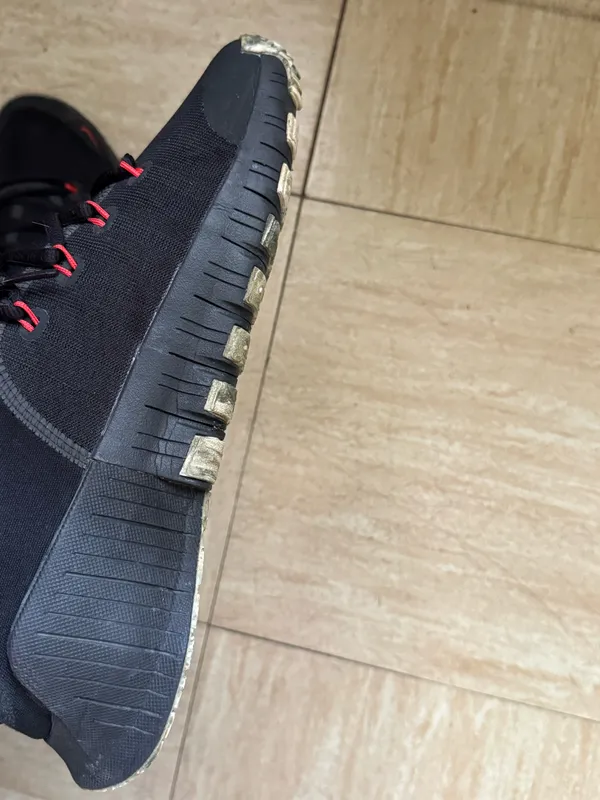 Nike Free Metcon 6 women’s black and Red - Image 8