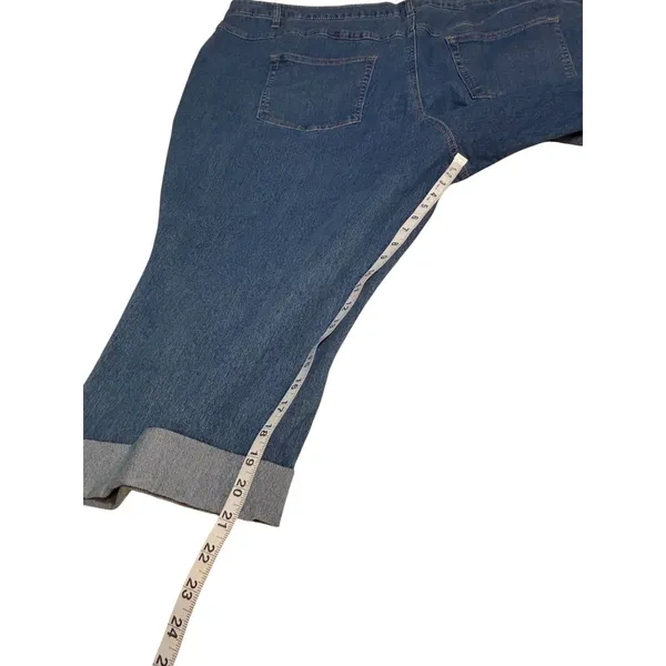 NWT Women Within 30W Petite Stretch Denim Capri Jeans Plus Size Cuffed - Image 4